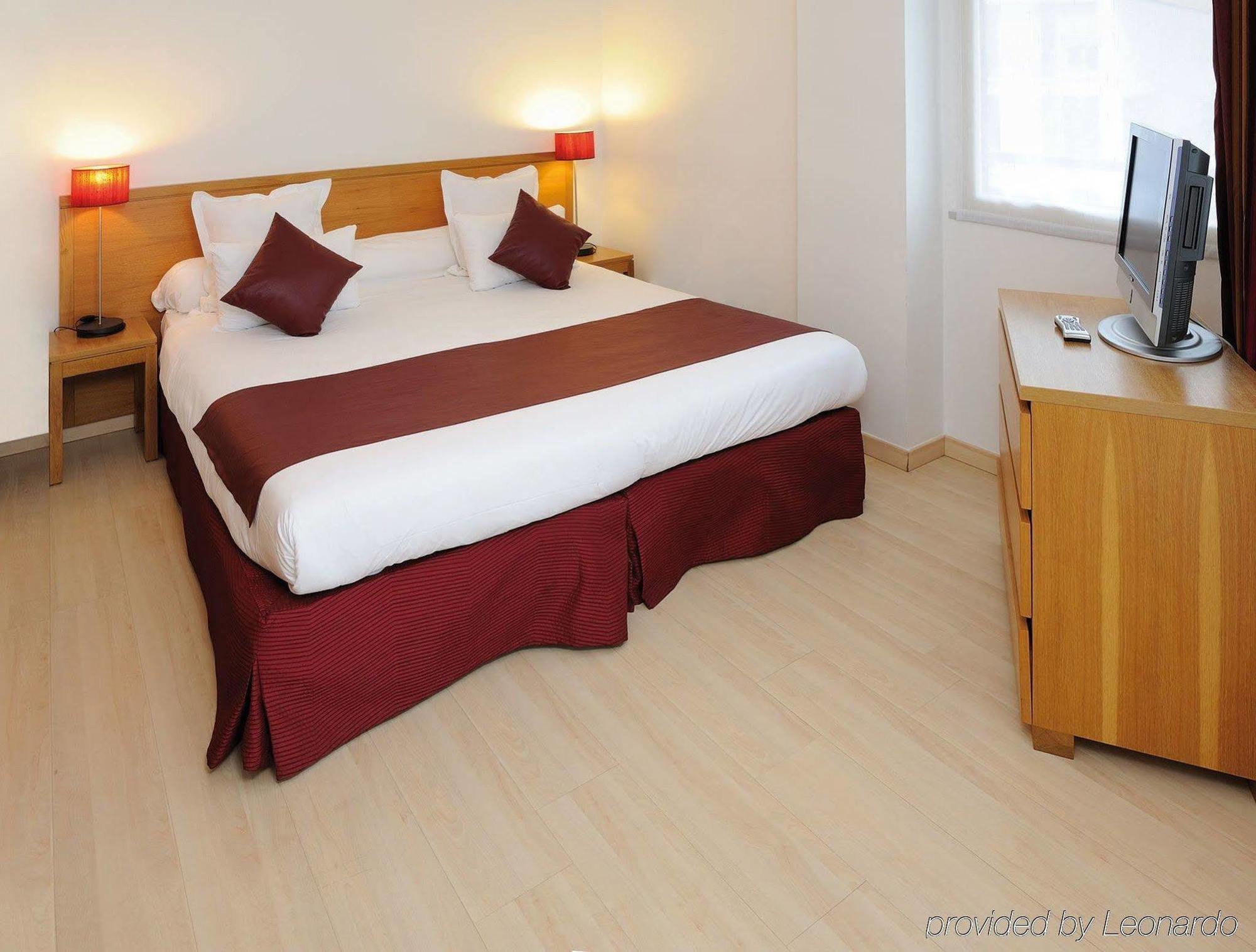 Residhome Courbevoie La Defense Phòng bức ảnh